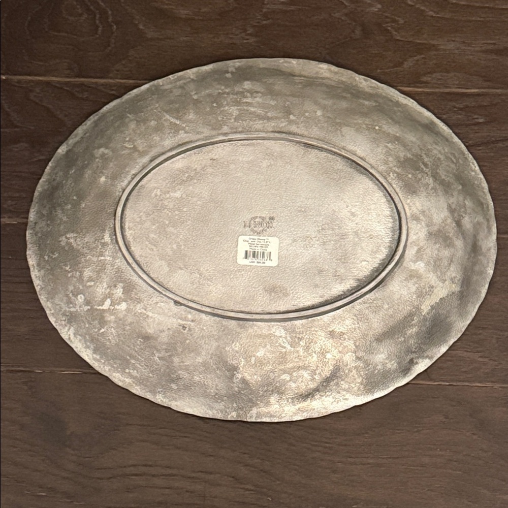 Lenox Silver Leaf and Vine Oval Tray - Picture 3 of 5